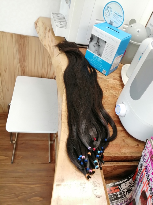 ヘアドネーション